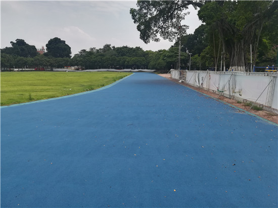 中山公园塑胶跑道基层已完工,改造即将进入最