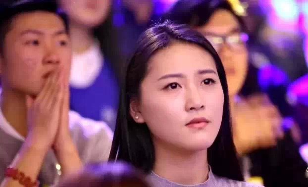 张靓颖没被截大头照,不服!《我是歌手3》首播吐槽全集